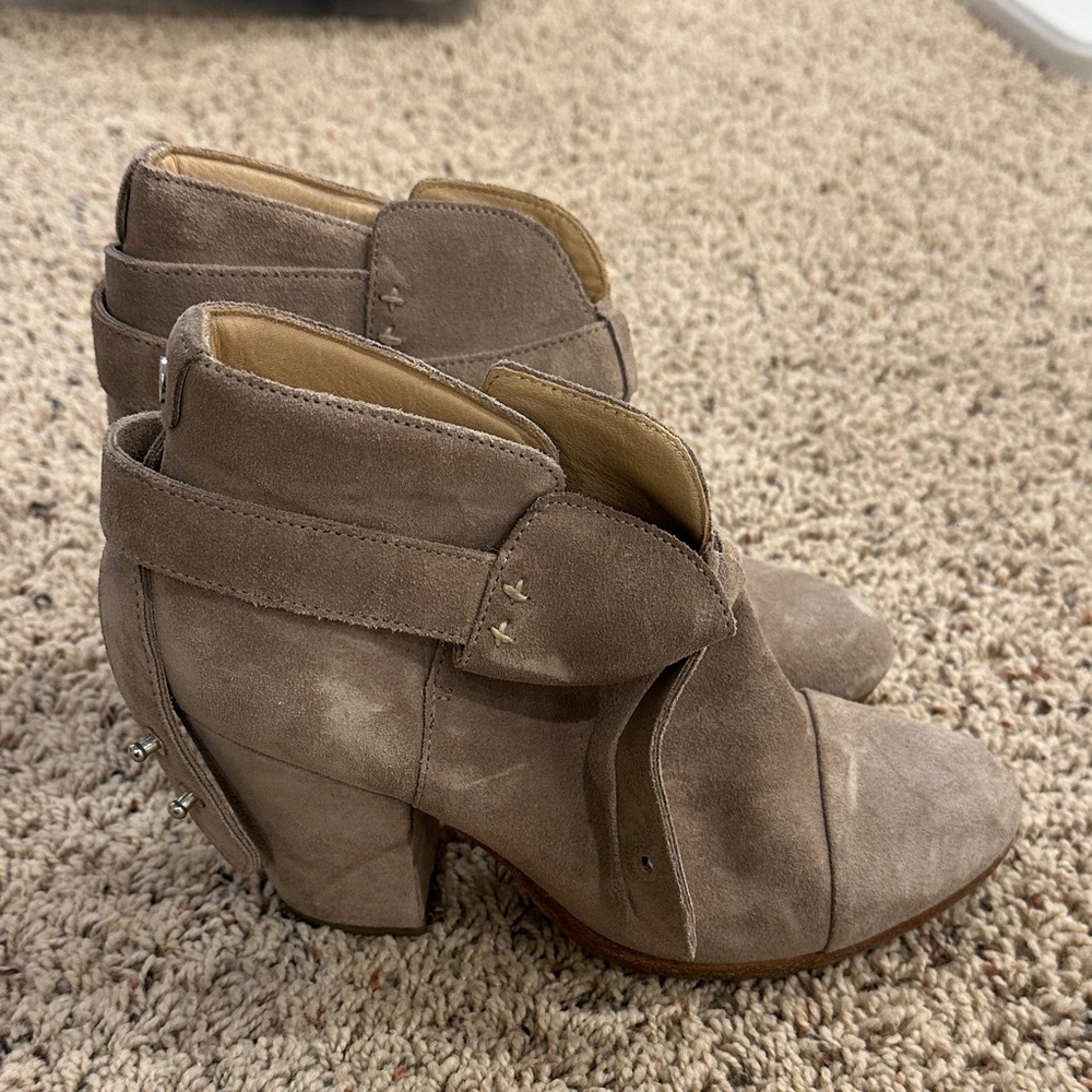 Stylish Tan Ankle Boots for Women